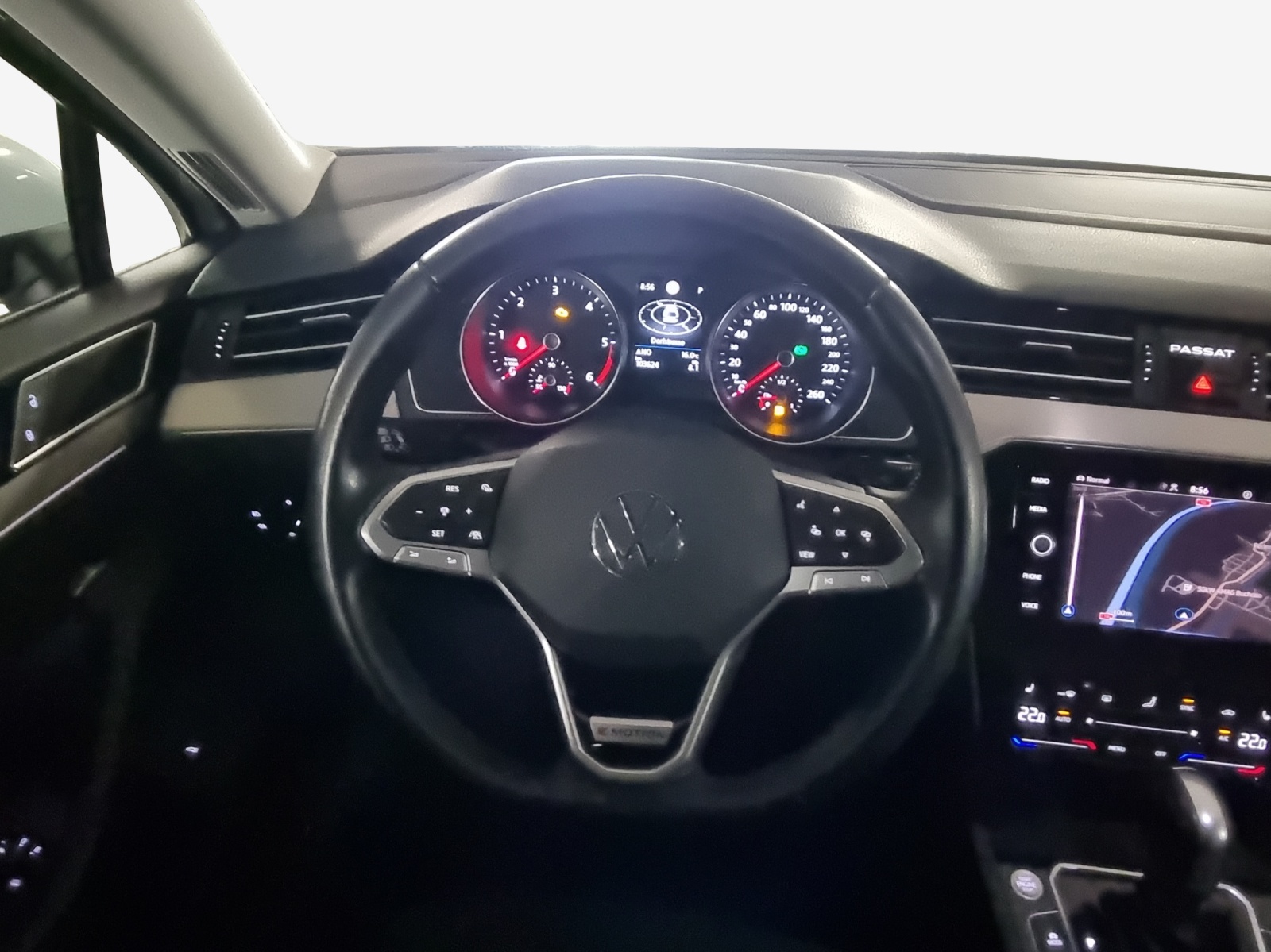 VW Passat 2.0 TDI BMT Elegance 4Motion DSG-image-9
