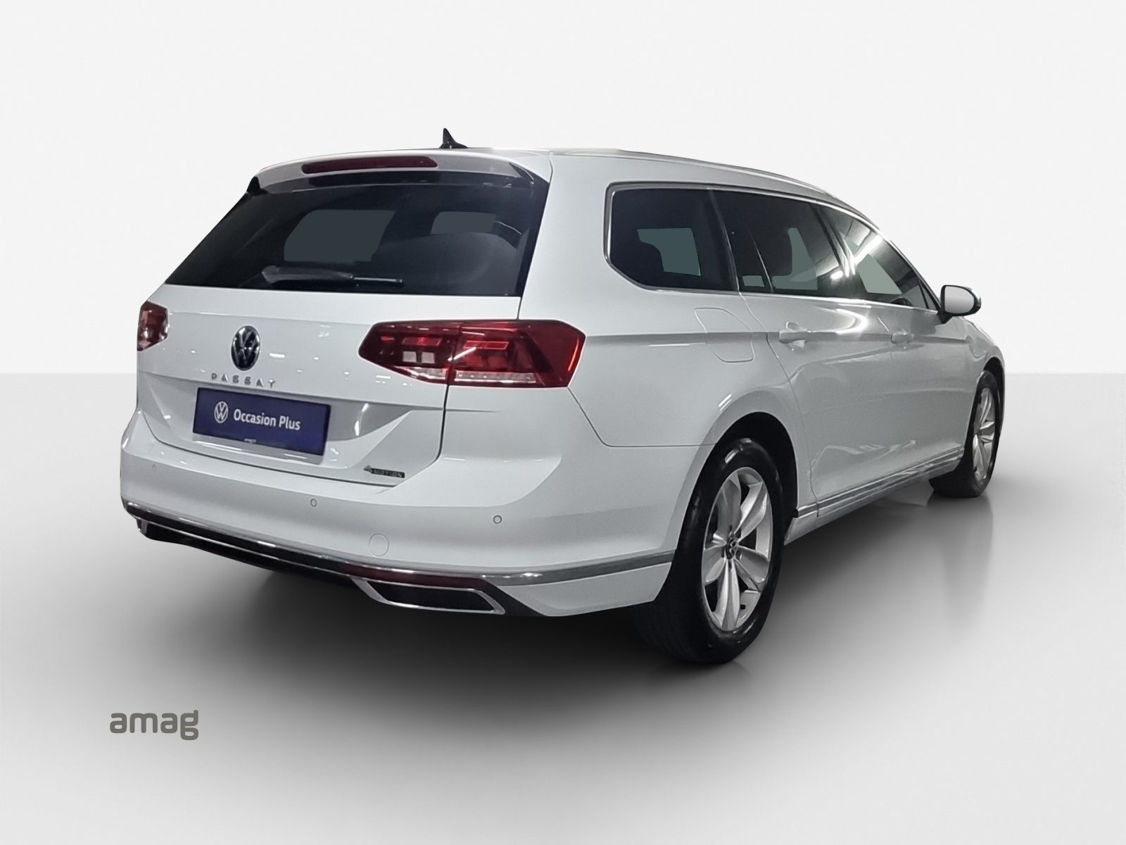 VW Passat 2.0 TDI BMT Elegance 4Motion DSG-image-4