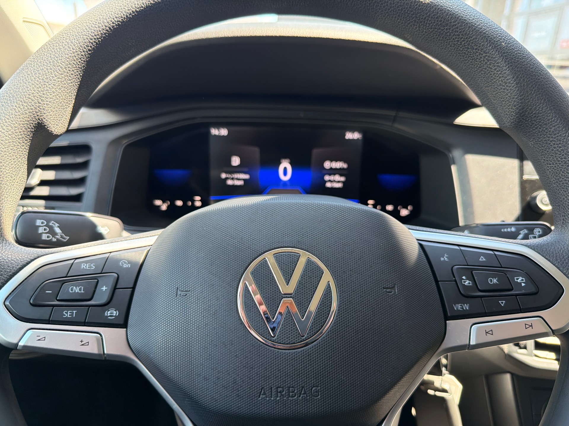 VW Polo 1.0 TSI Basis-image-14