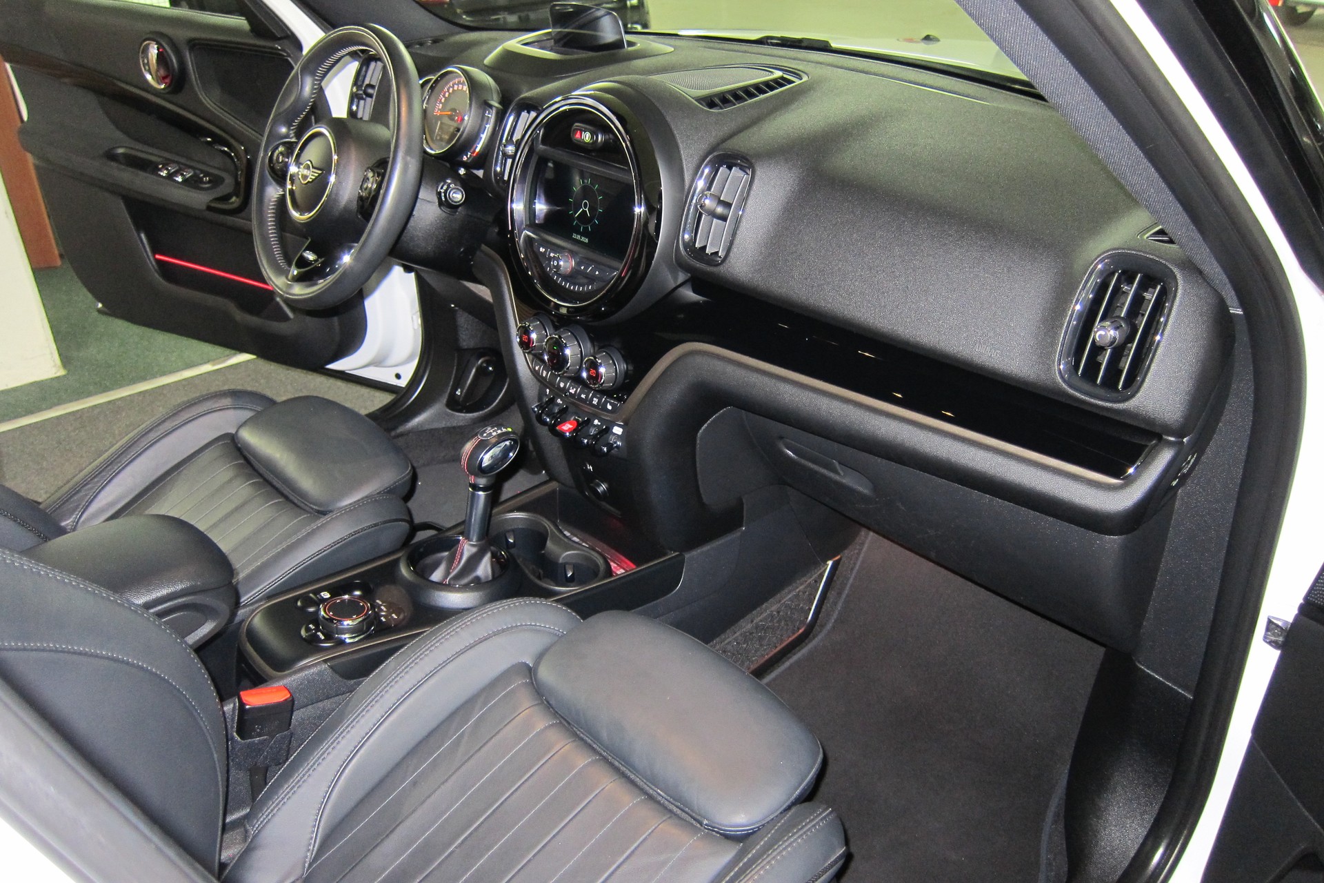 MINI Countryman Cooper S ALL4 Steptronic-image-9
