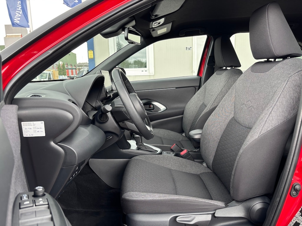 TOYOTA Yaris Cross 1.5 Trend e-CVT-image-6