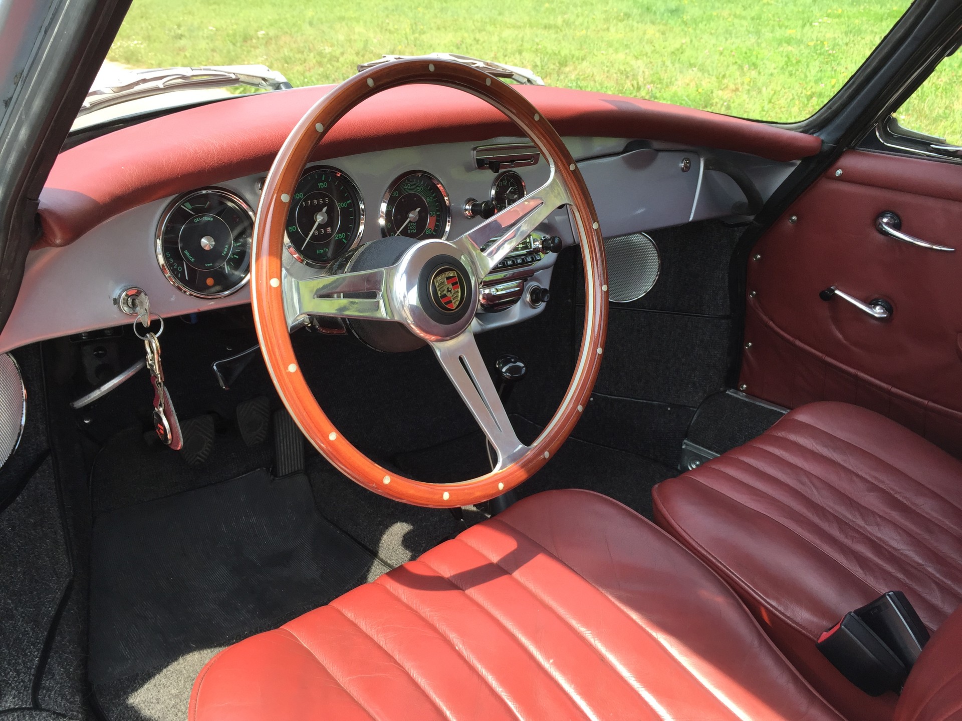 PORSCHE SC-image-9
