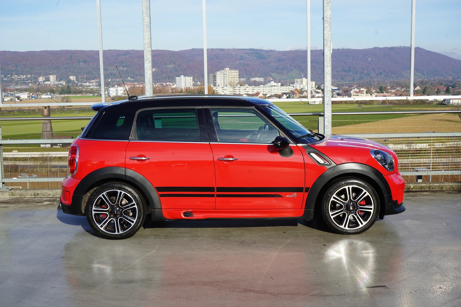 MINI COUNTRYMAN JOHN COOPER WORKS ALL4 l 218 PS-image-4