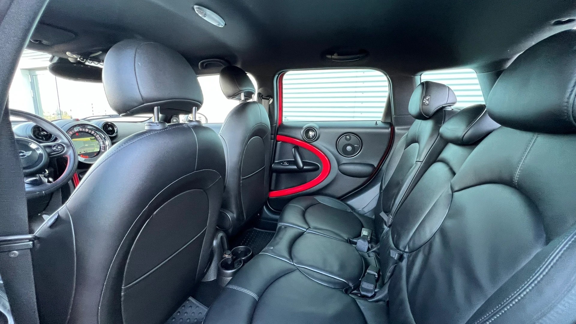 MINI COUNTRYMAN JOHN COOPER WORKS ALL4 l 218 PS-image-26