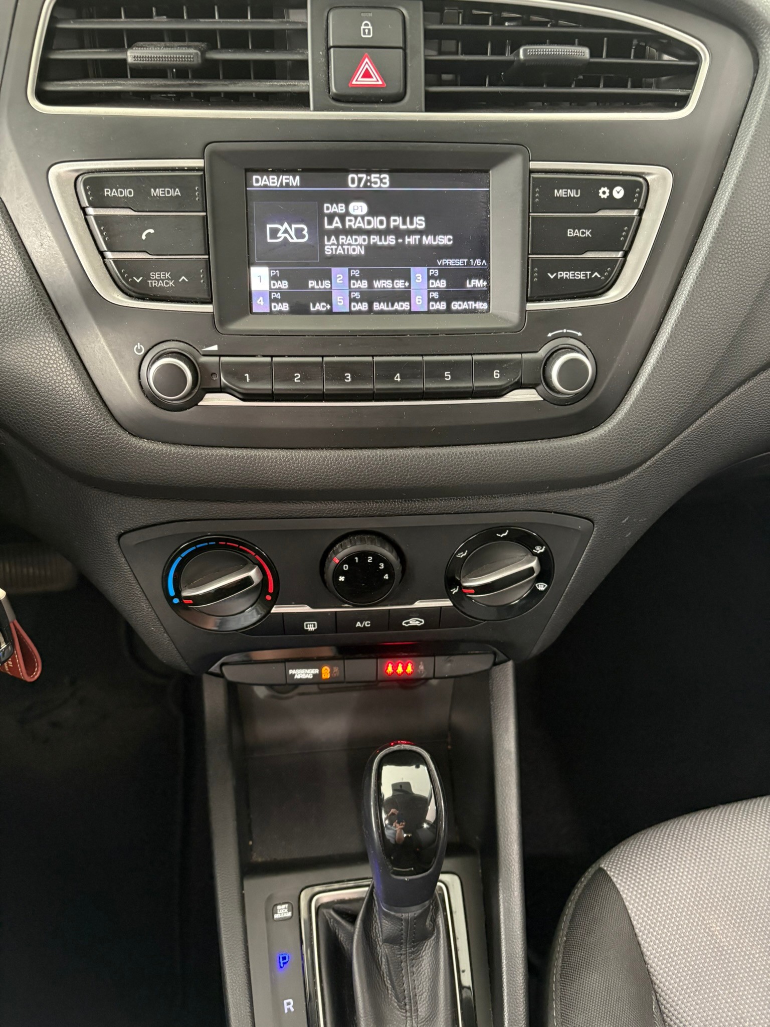 HYUNDAI i20 1.0 T-GDi Origo-image-4