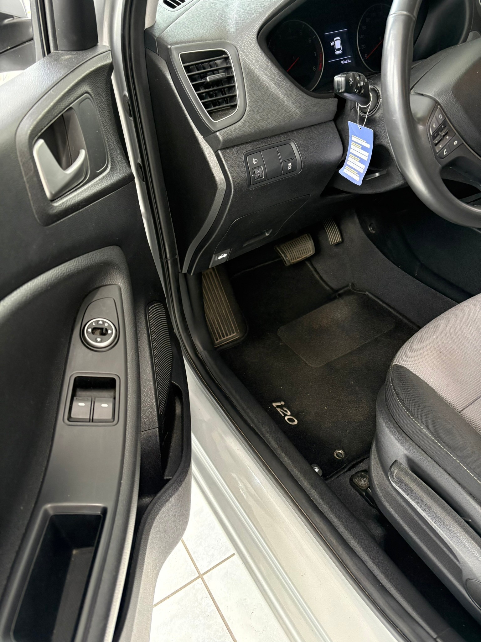 HYUNDAI i20 1.0 T-GDi Origo-image-7