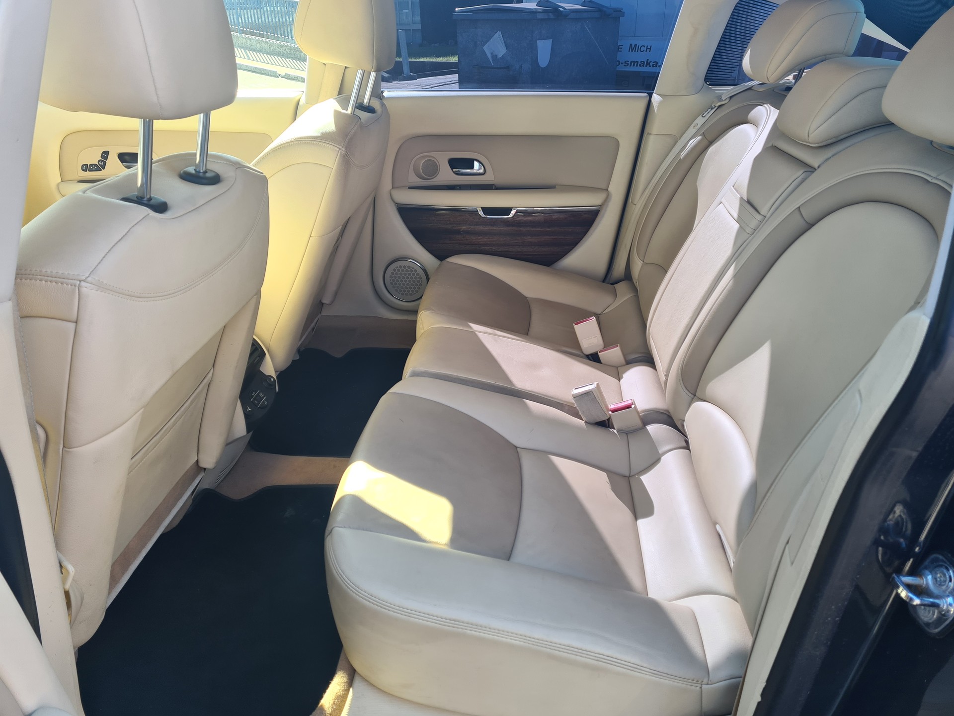 CITROEN C6 Sedan 2.7 HDi V6 Automatic-image-9