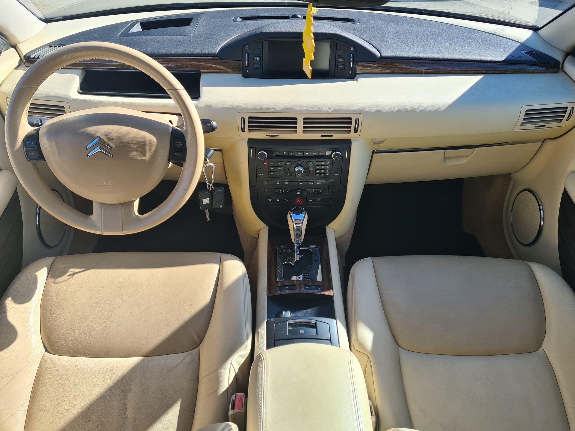 CITROEN C6 Sedan 2.7 HDi V6 Automatic-image-10