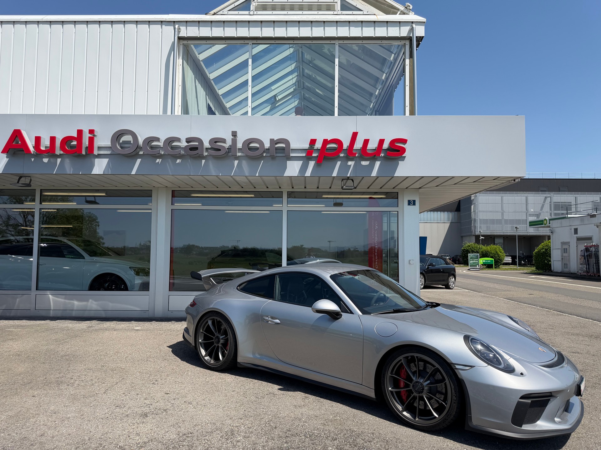 PORSCHE 911 GT3 PDK-showroom-element-1