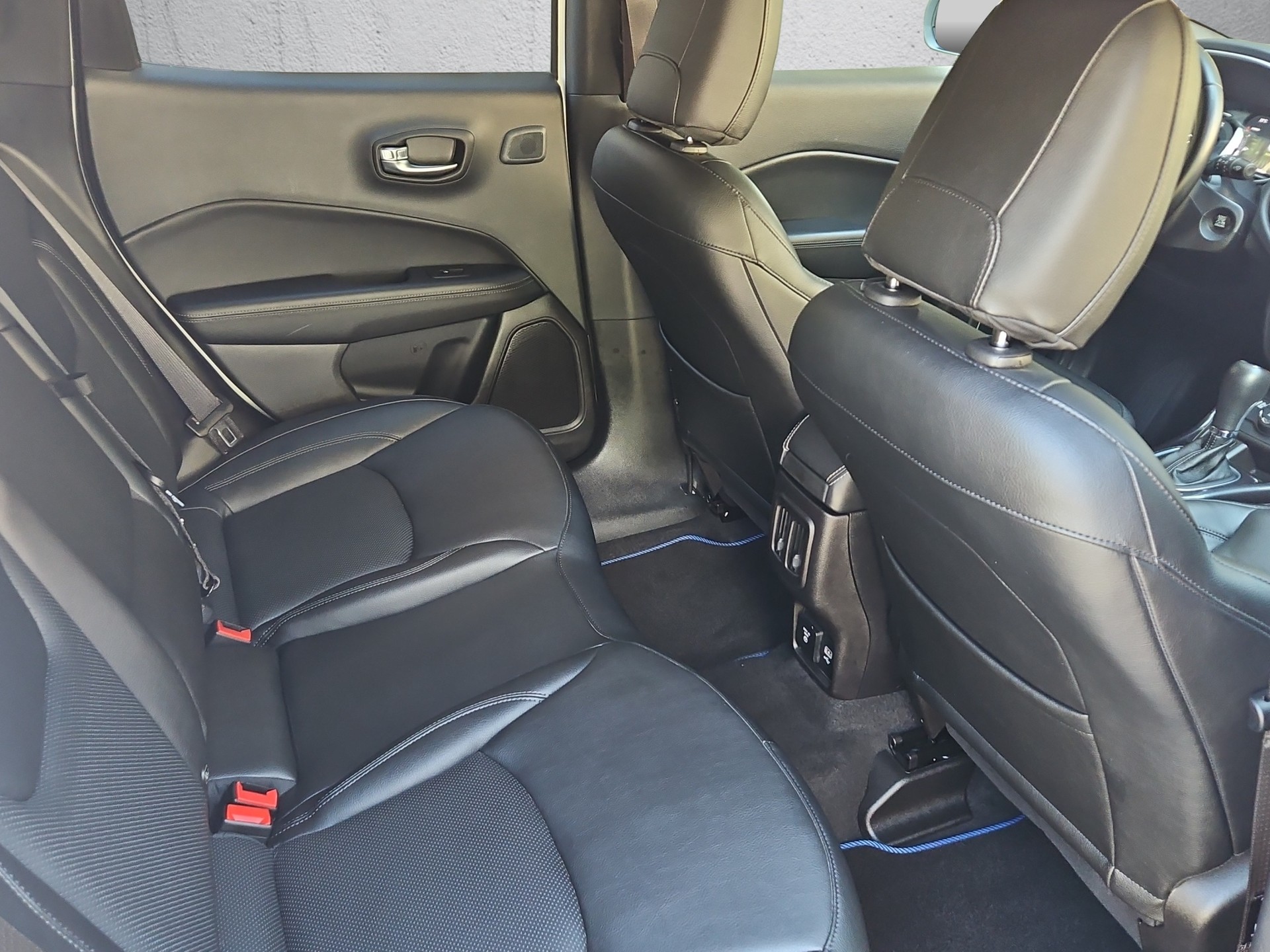 JEEP Compass 1.3 First Edition-image-19