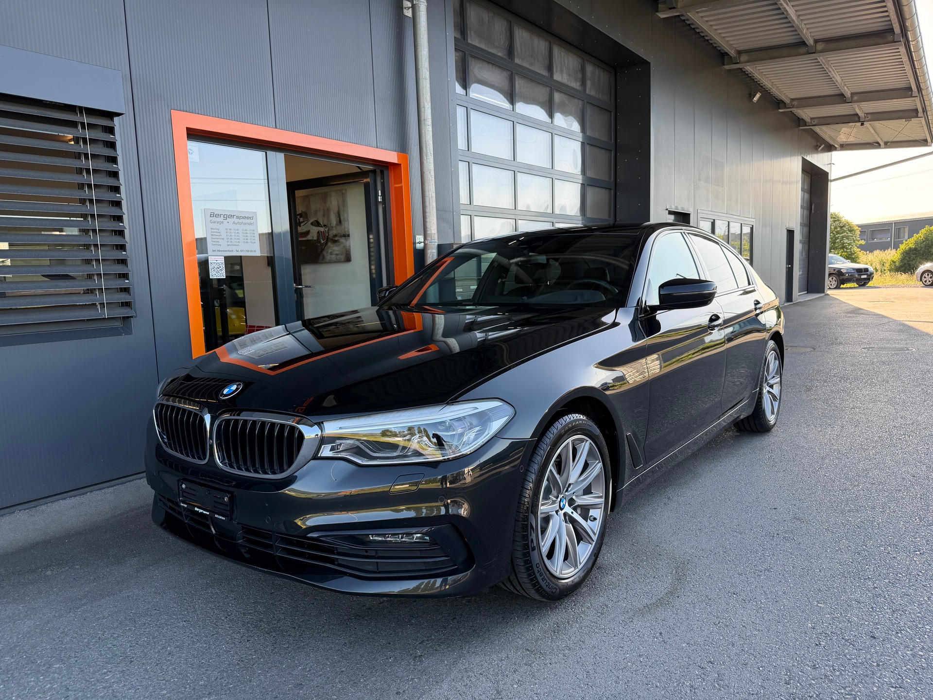 BMW 530d xDrive Sport Line Steptronic-image-3