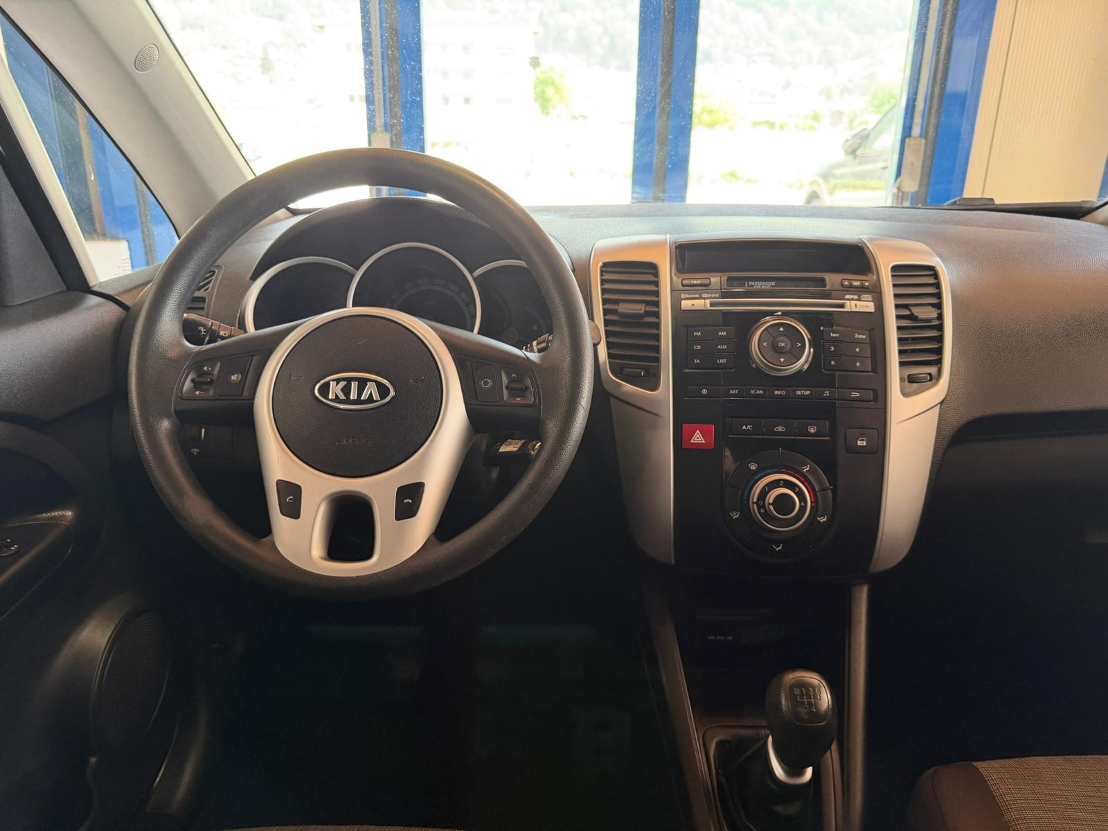 KIA Venga 1.4 CVVT Basic-image-11