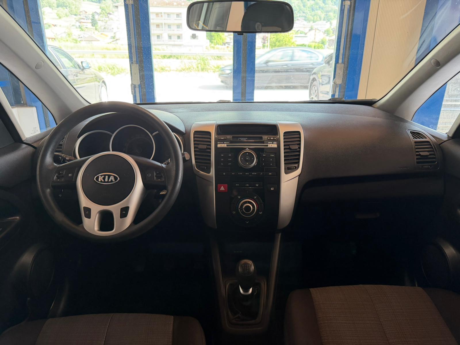 KIA Venga 1.4 CVVT Basic-image-10