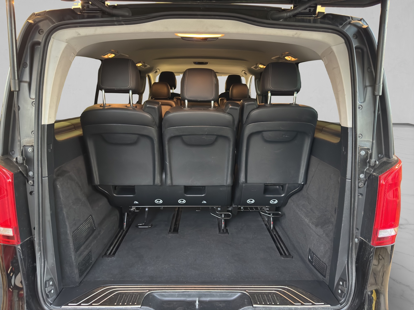 MERCEDES-BENZ V 250 d lang Avantgarde 4Matic G-Tronic-image-14