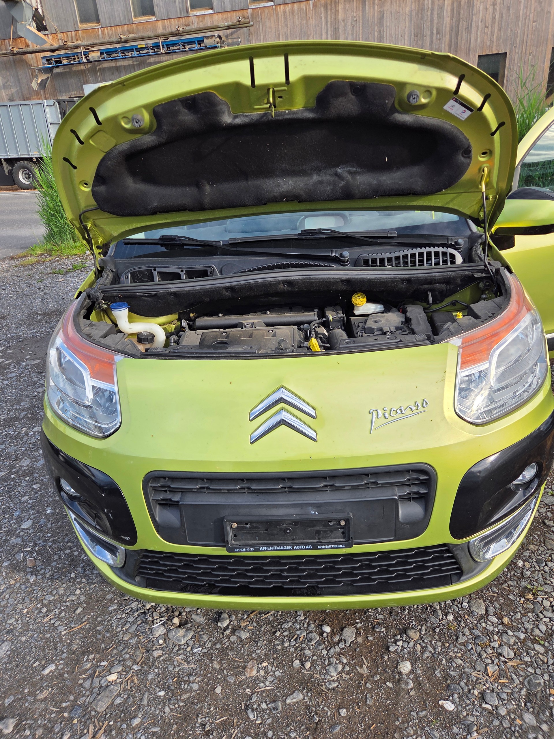 CITROEN C3 Picasso 1.6i 16V Swiss Style-image-10