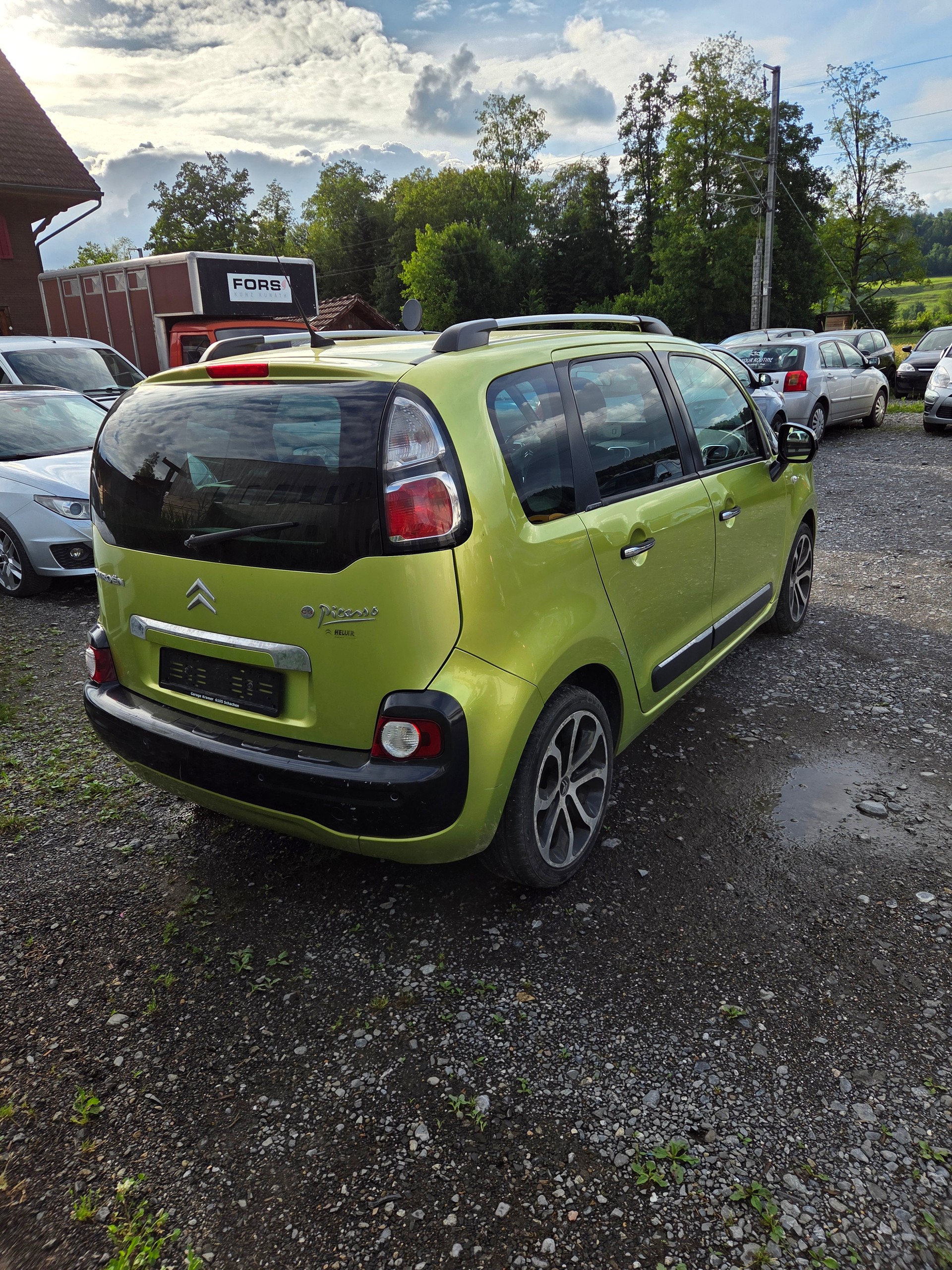 CITROEN C3 Picasso 1.6i 16V Swiss Style-image-2