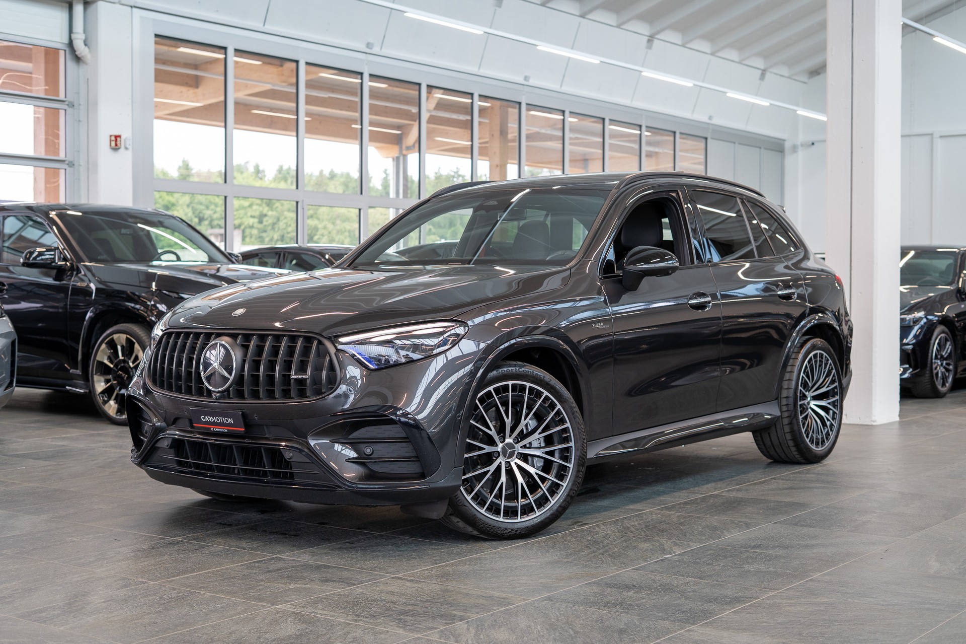 MERCEDES-BENZ GLC 43 AMG 4matic / Panorama / Performance Auspuff / 360°Kamera-image-0