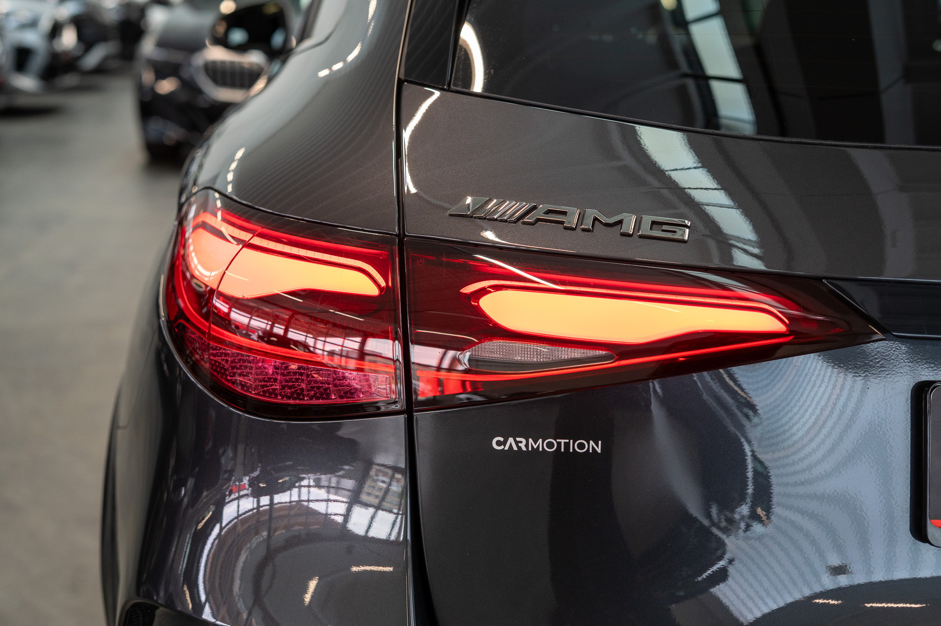MERCEDES-BENZ GLC 43 AMG 4matic / Panorama / Performance Auspuff / 360°Kamera-image-5