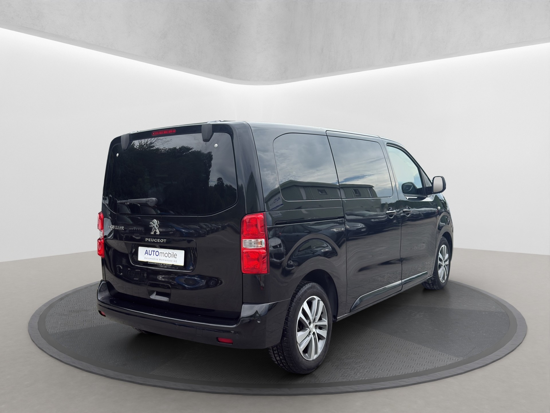 PEUGEOT Traveller 2.0 BlueHDi Allure Standard EAT-image-4