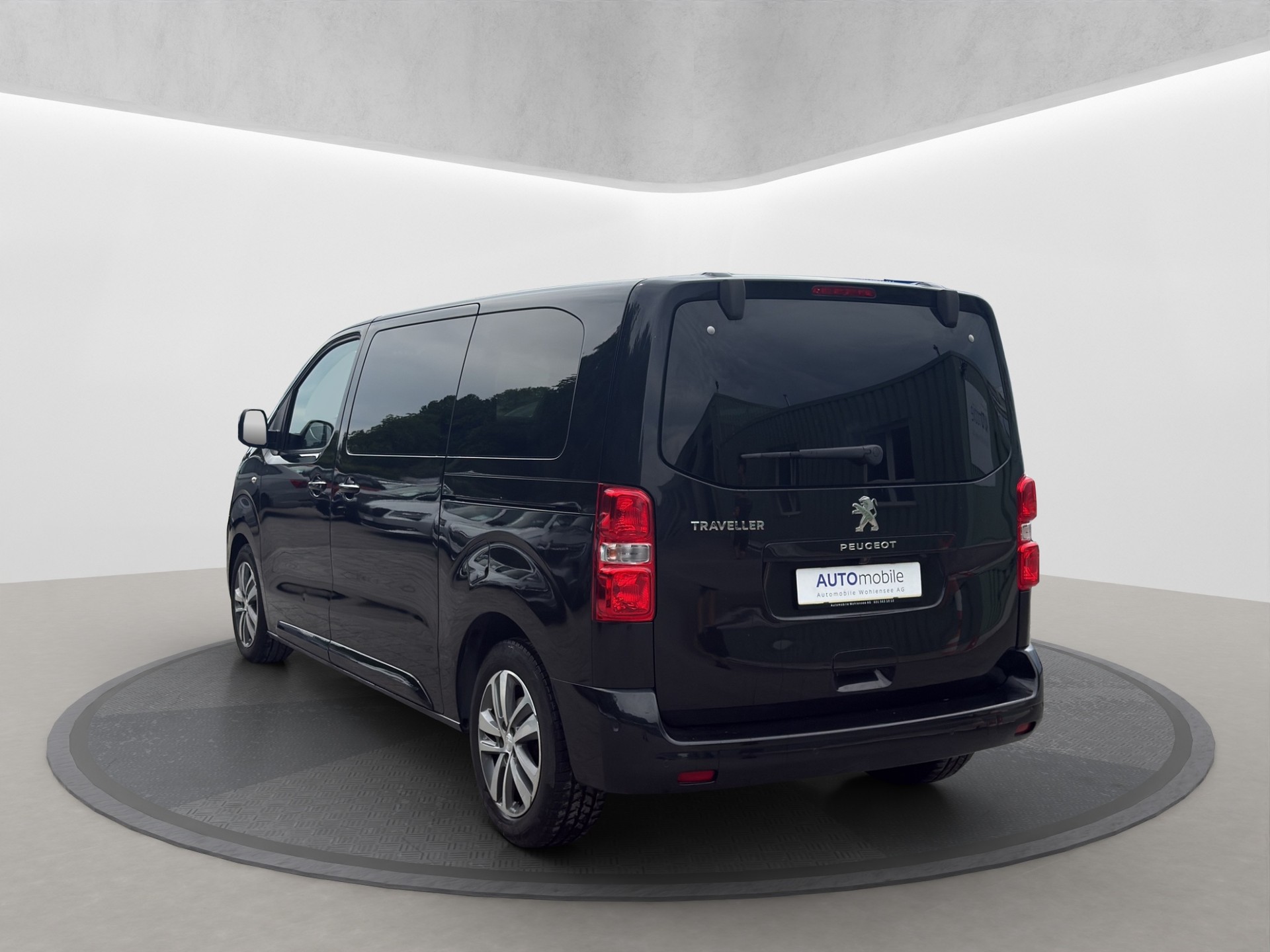 PEUGEOT Traveller 2.0 BlueHDi Allure Standard EAT-image-6