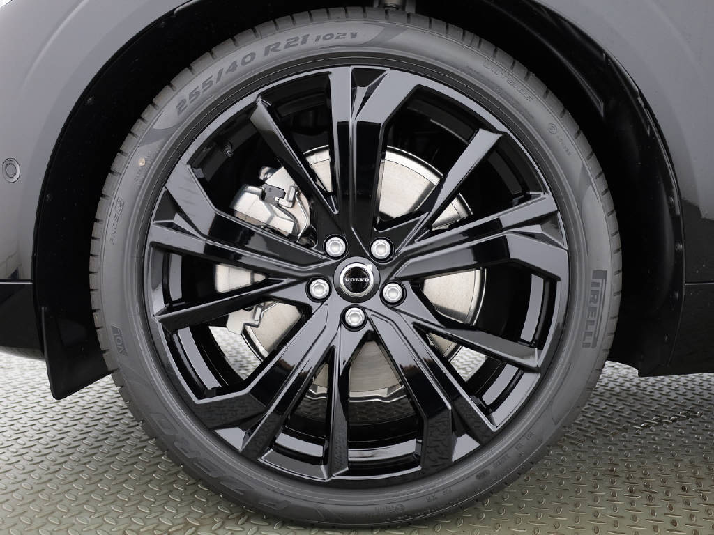 VOLVO XC60 2.0 T8 TE Black Edition eAWD-image-4