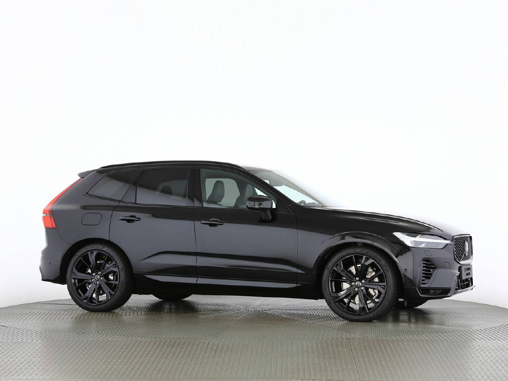 VOLVO XC60 2.0 T8 TE Black Edition eAWD-image-17