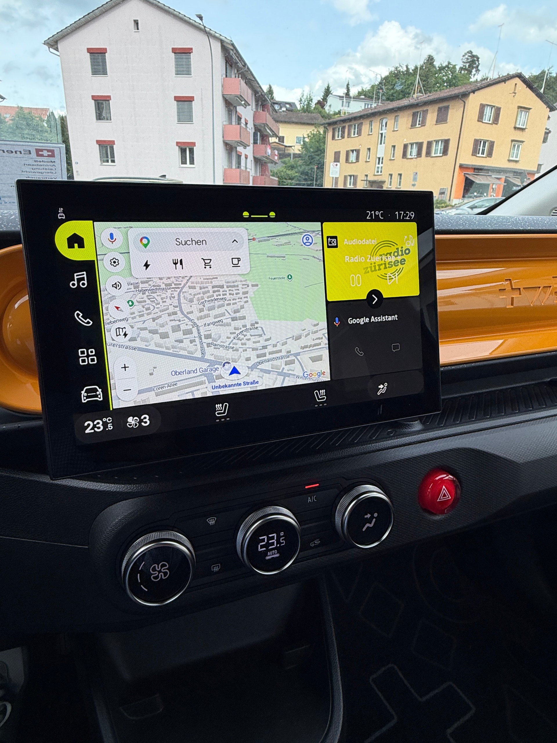 RENAULT Twingo E-Tech 27kWh Techno-image-13