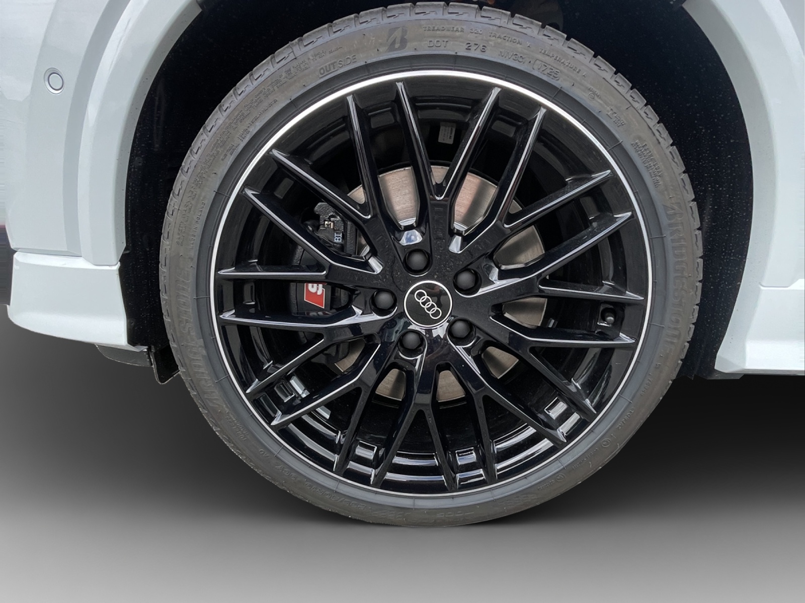 AUDI SQ2 TFSI quattro S-tronic-image-12