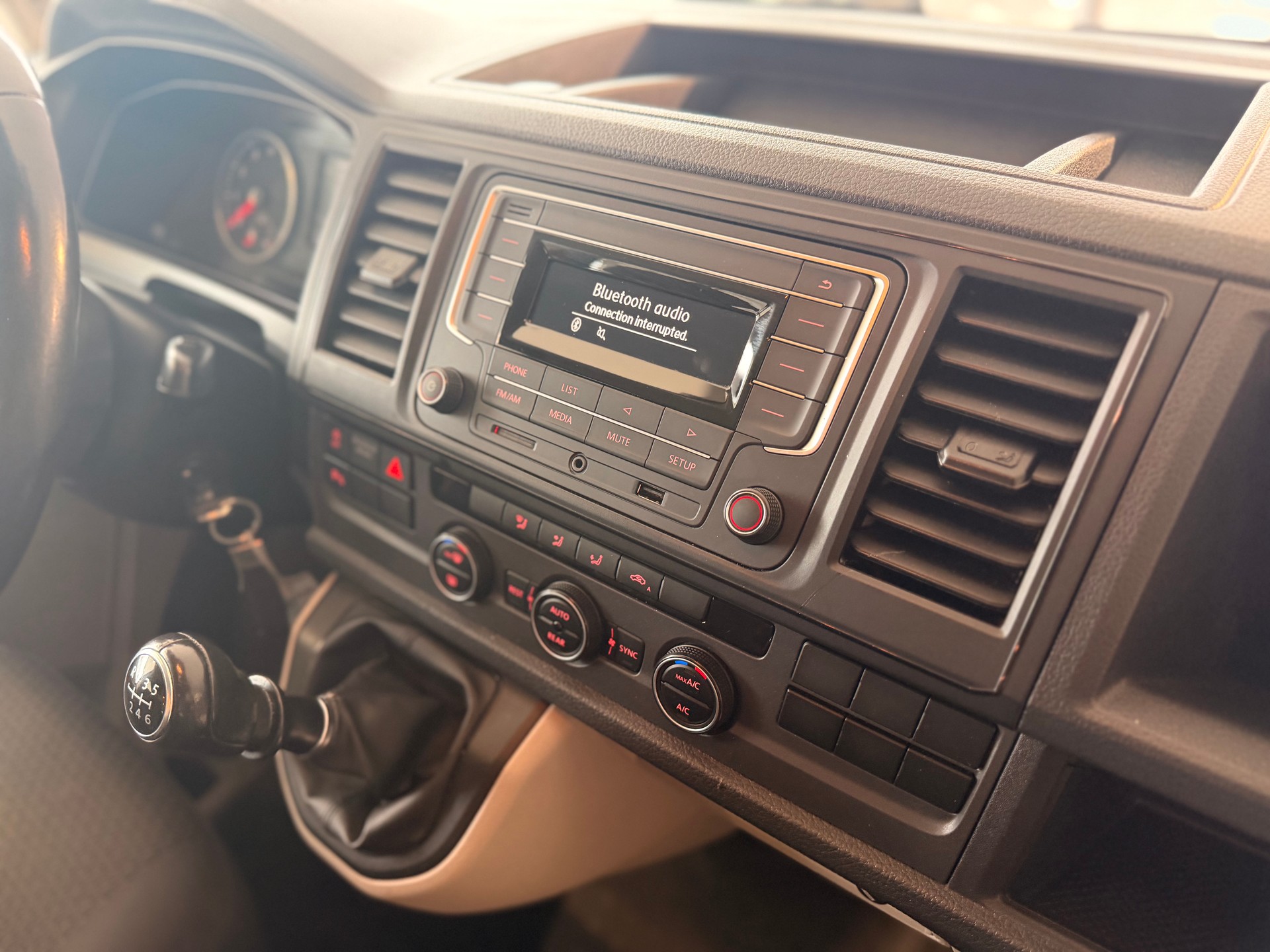 VW T6 Caravelle 2.0 TSI Trendline Liberty-image-16