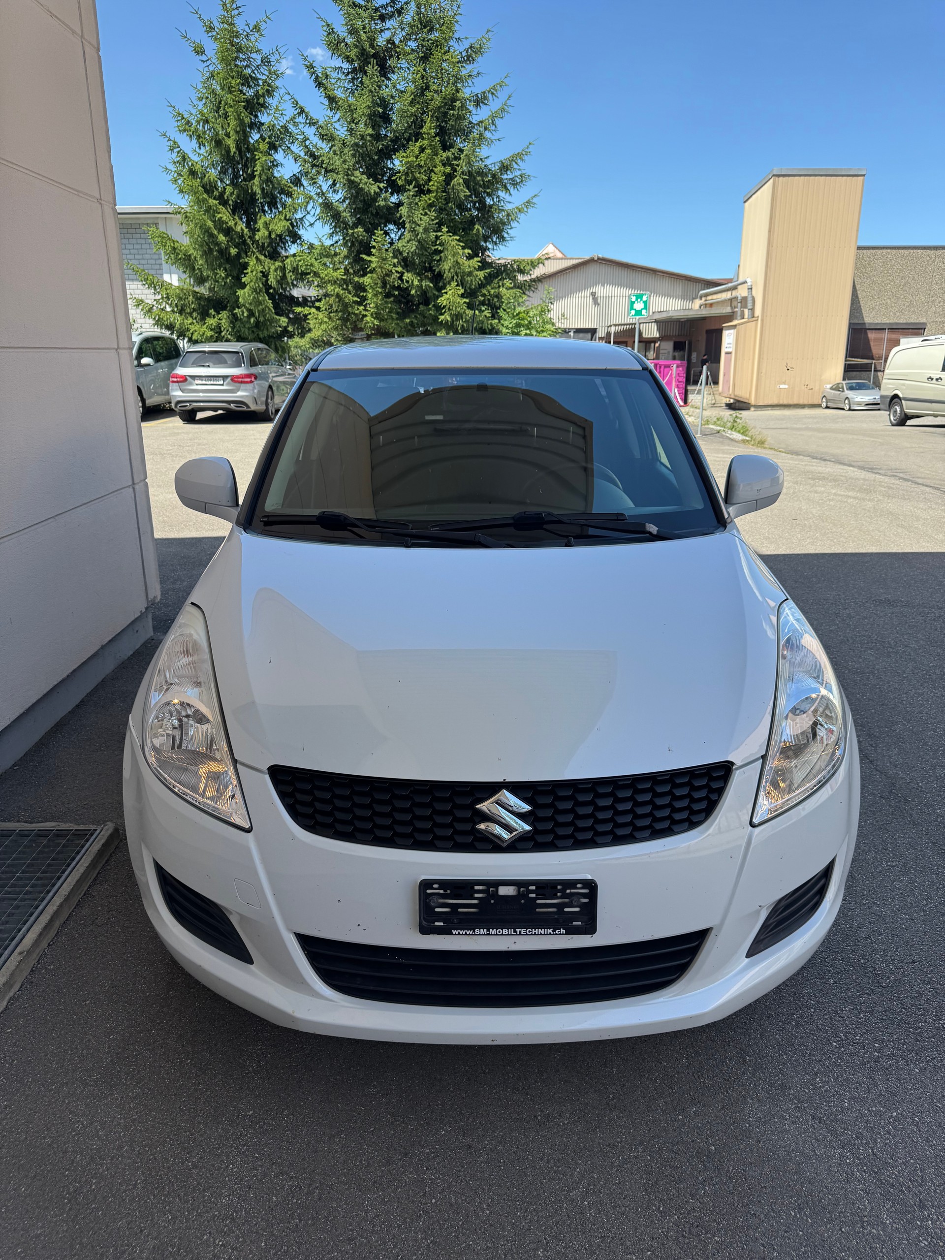 SUZUKI Swift 1.2i 16V GL Top 4x4-image-4