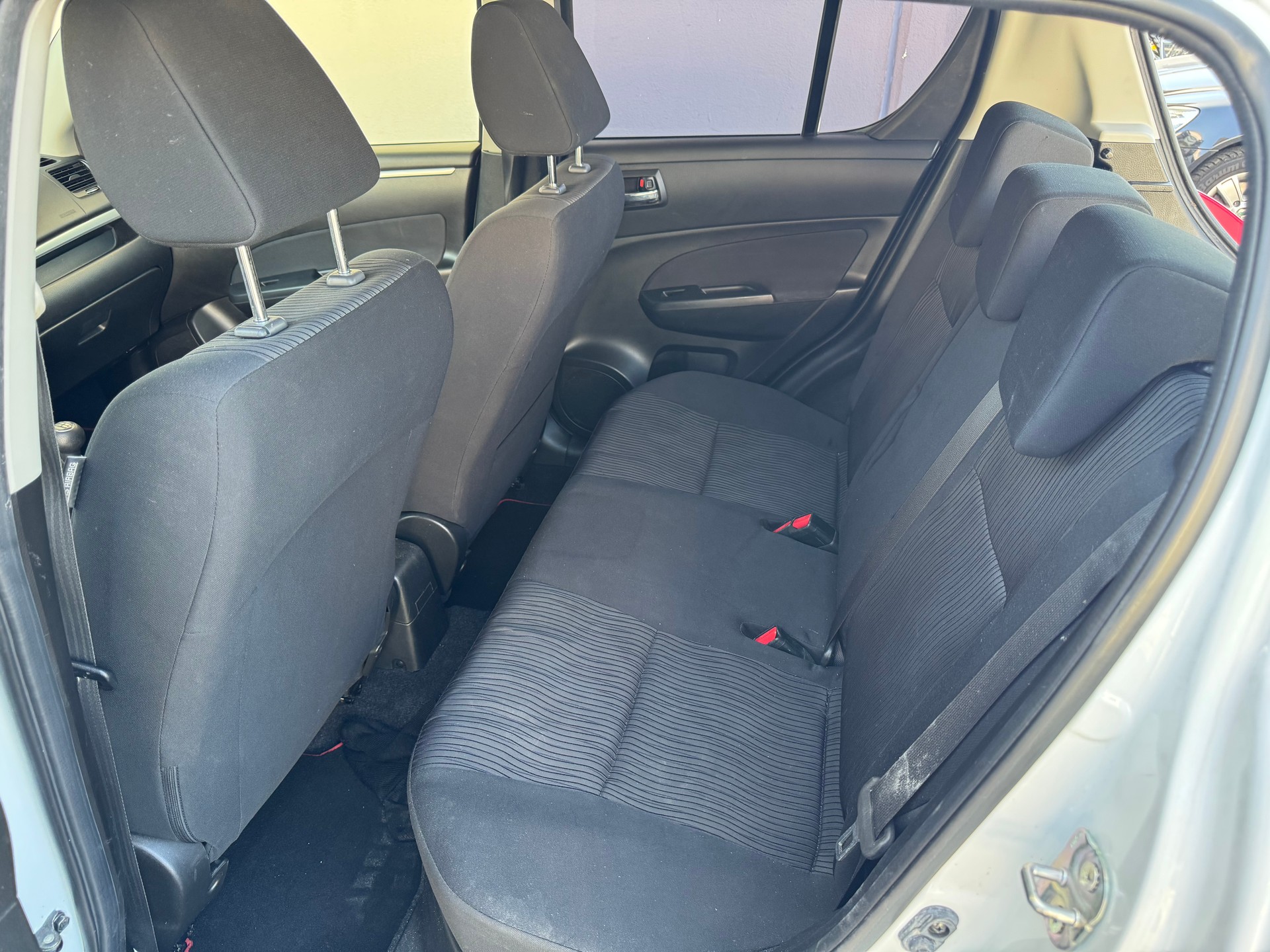 SUZUKI Swift 1.2i 16V GL Top 4x4-image-12