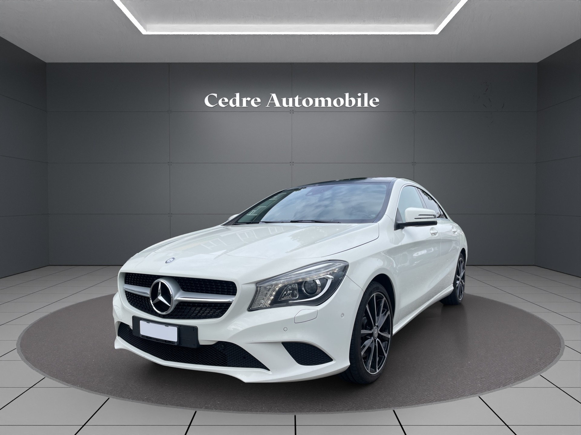 MERCEDES-BENZ CLA 250 Urban 7G-DCT 4Matic-image-0