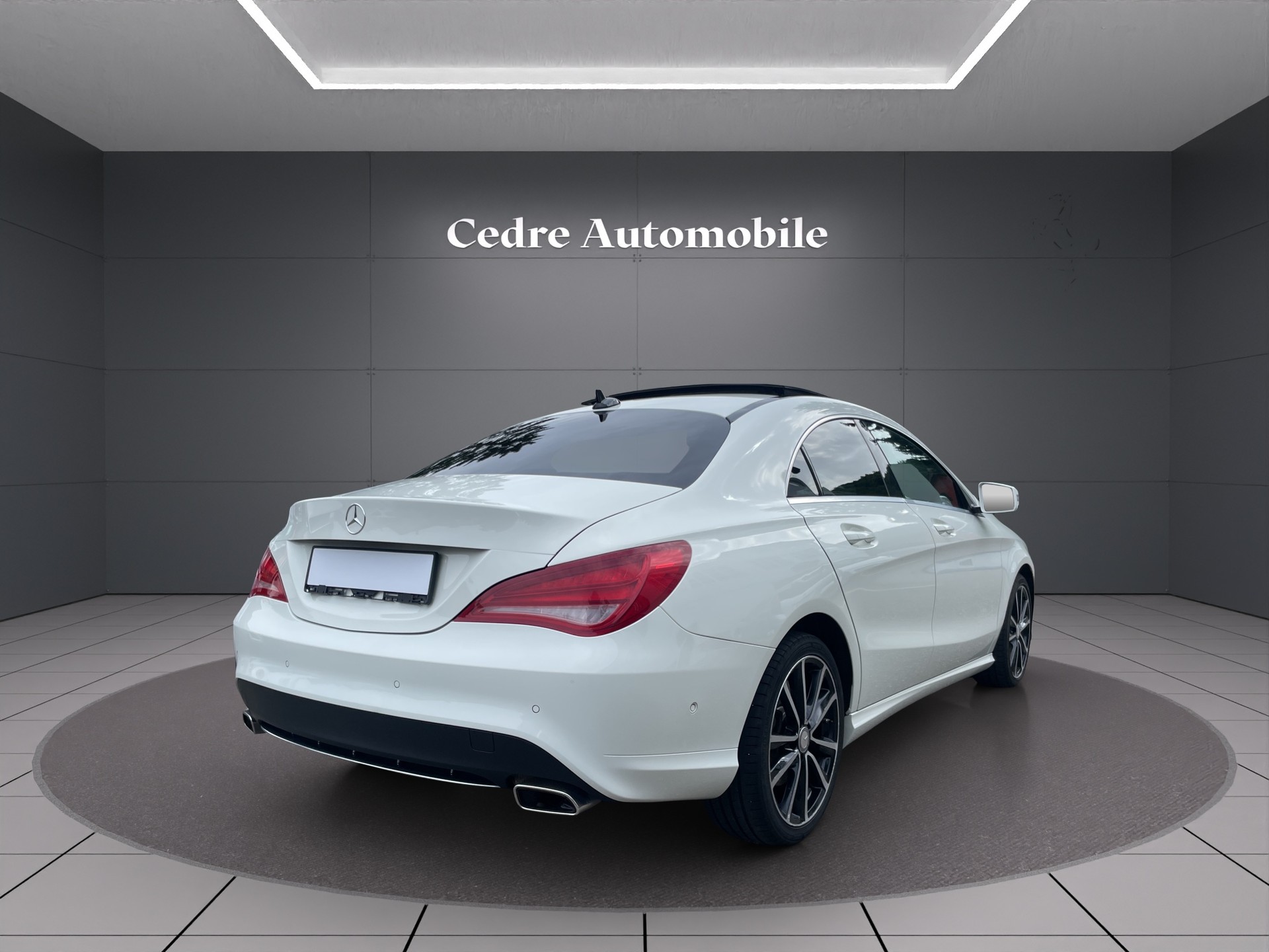 MERCEDES-BENZ CLA 250 Urban 7G-DCT 4Matic-image-2