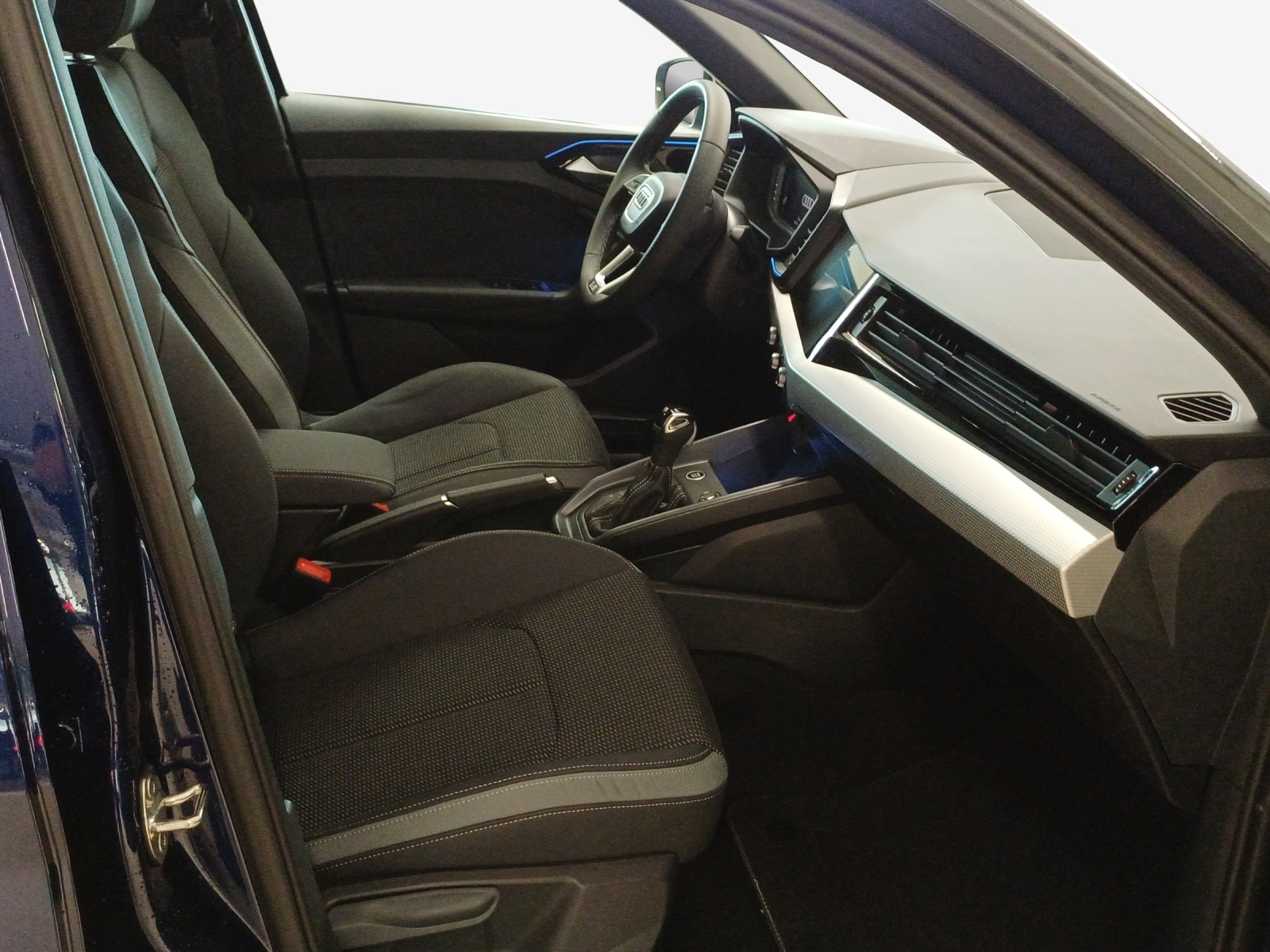 AUDI A1 Sportback 30 TFSI S Line Attraction S-tronic-image-15