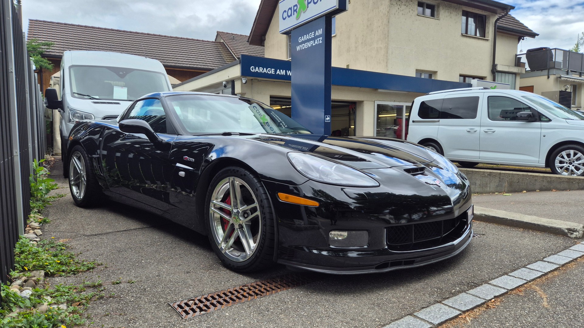CHEVROLET Corvette Z06-image-1
