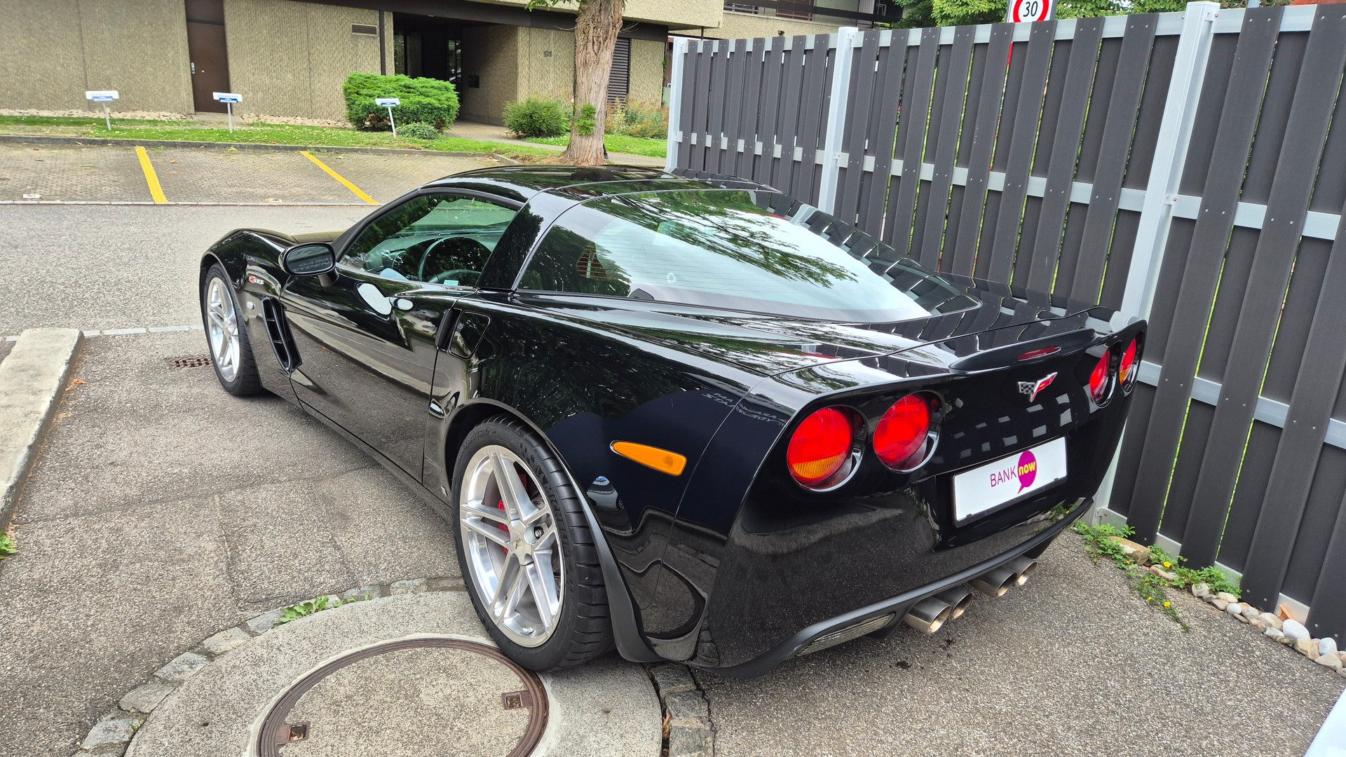 CHEVROLET Corvette Z06-image-3