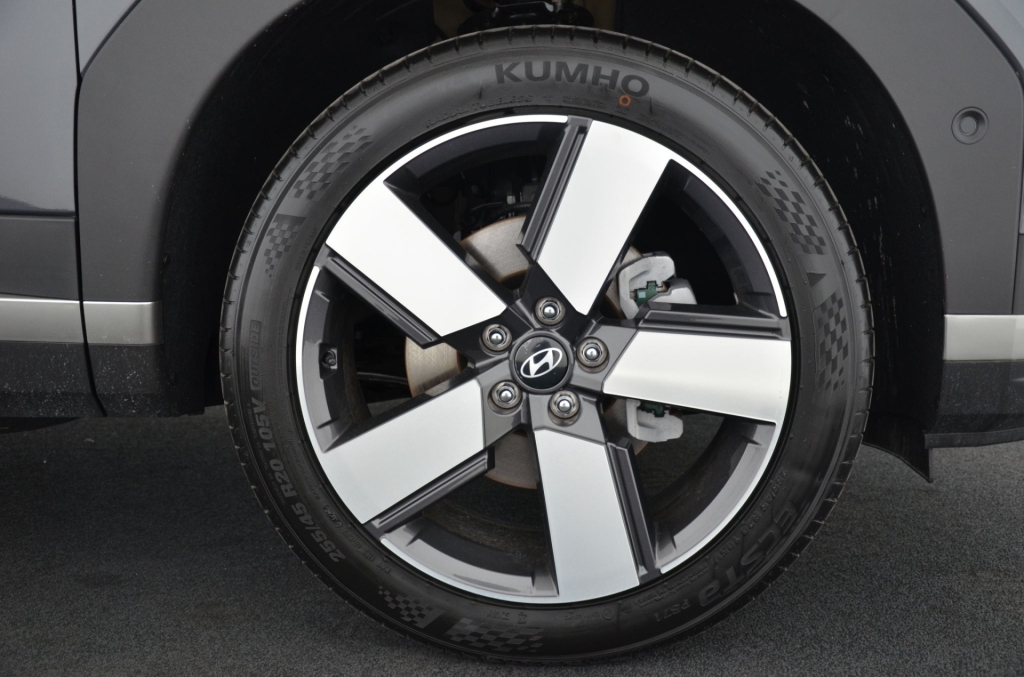 HYUNDAI Santa Fe 1.6 PHEV Prestige Line 4WD-image-9