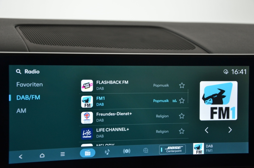 HYUNDAI Santa Fe 1.6 PHEV Prestige Line 4WD-image-19