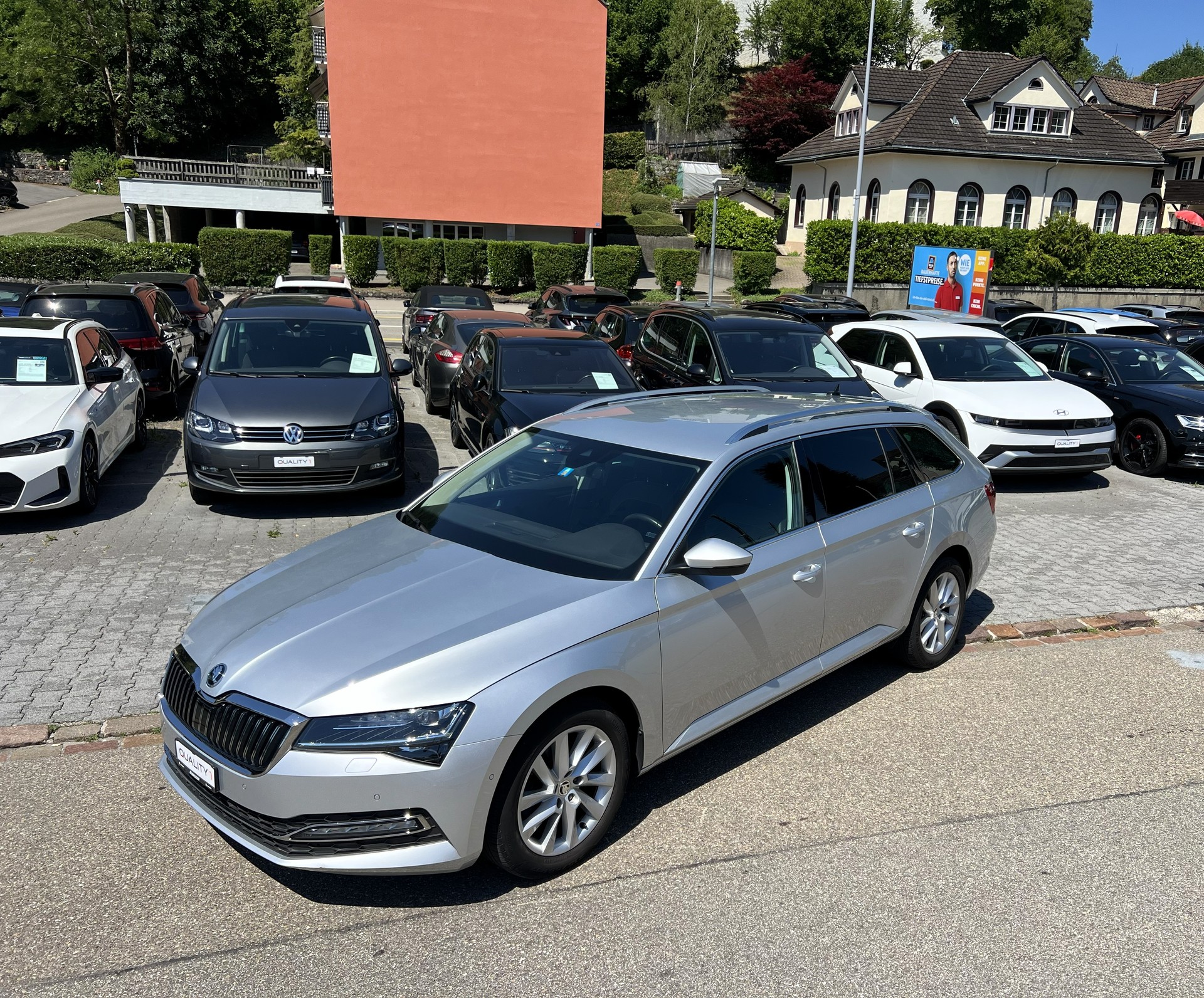 SKODA Superb Combi 2.0 TDi Style 4x4 DSG-image-10