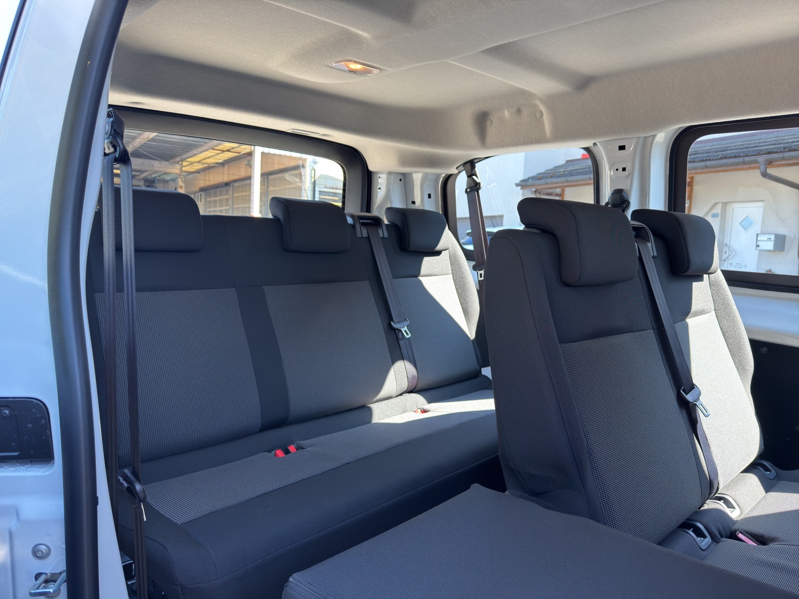 FIAT Scudo 2.0 BlueHDi L2 EAT8 9 places-image-12