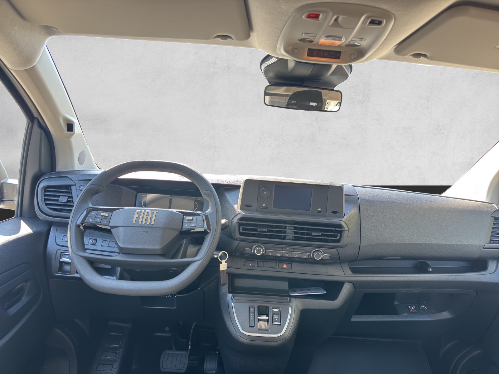 FIAT Scudo 2.0 BlueHDi L2 EAT8 9 places-image-9