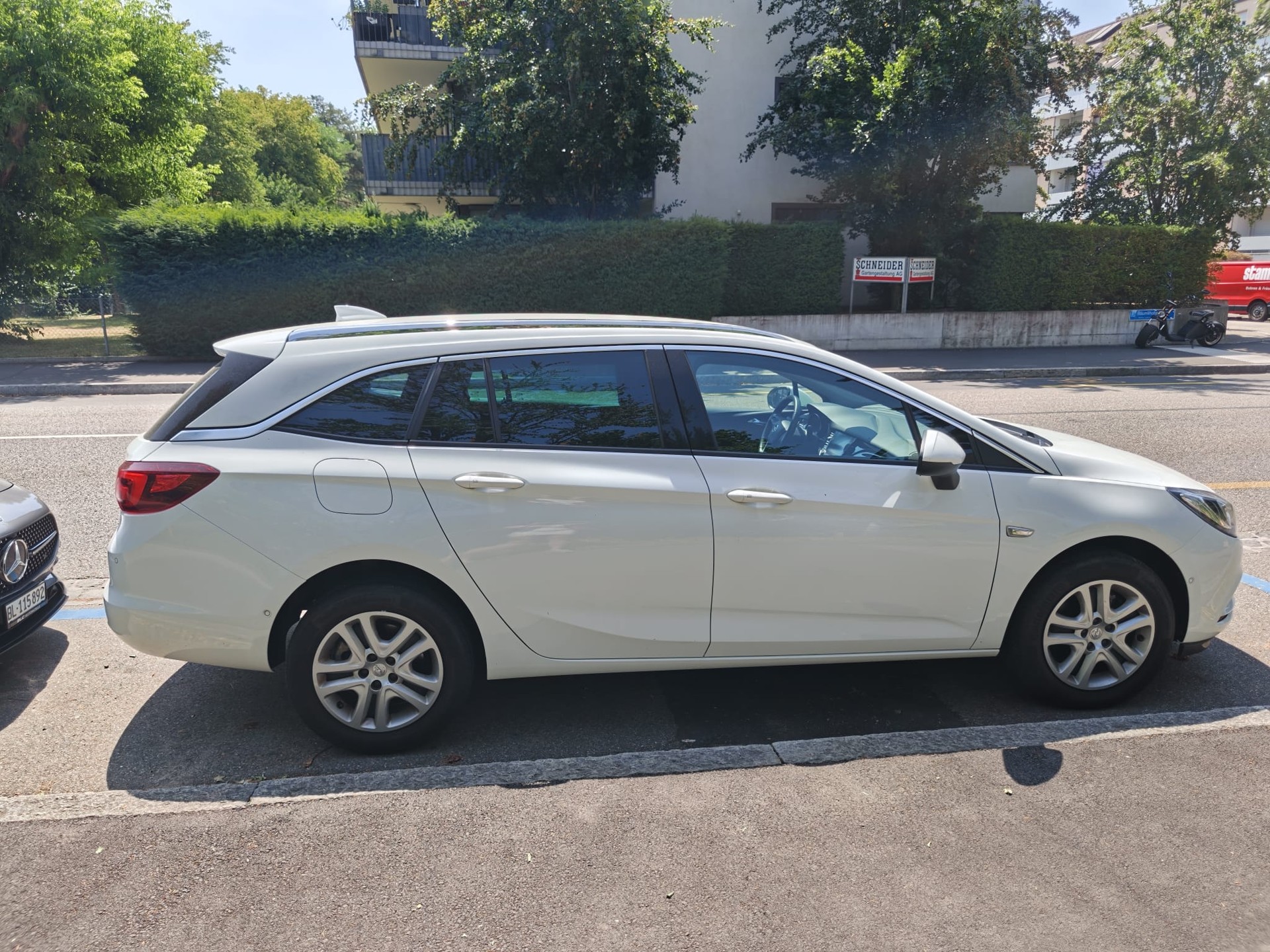 OPEL Astra Sports Tourer 1.4 CNG Turbo Excellence-image-1