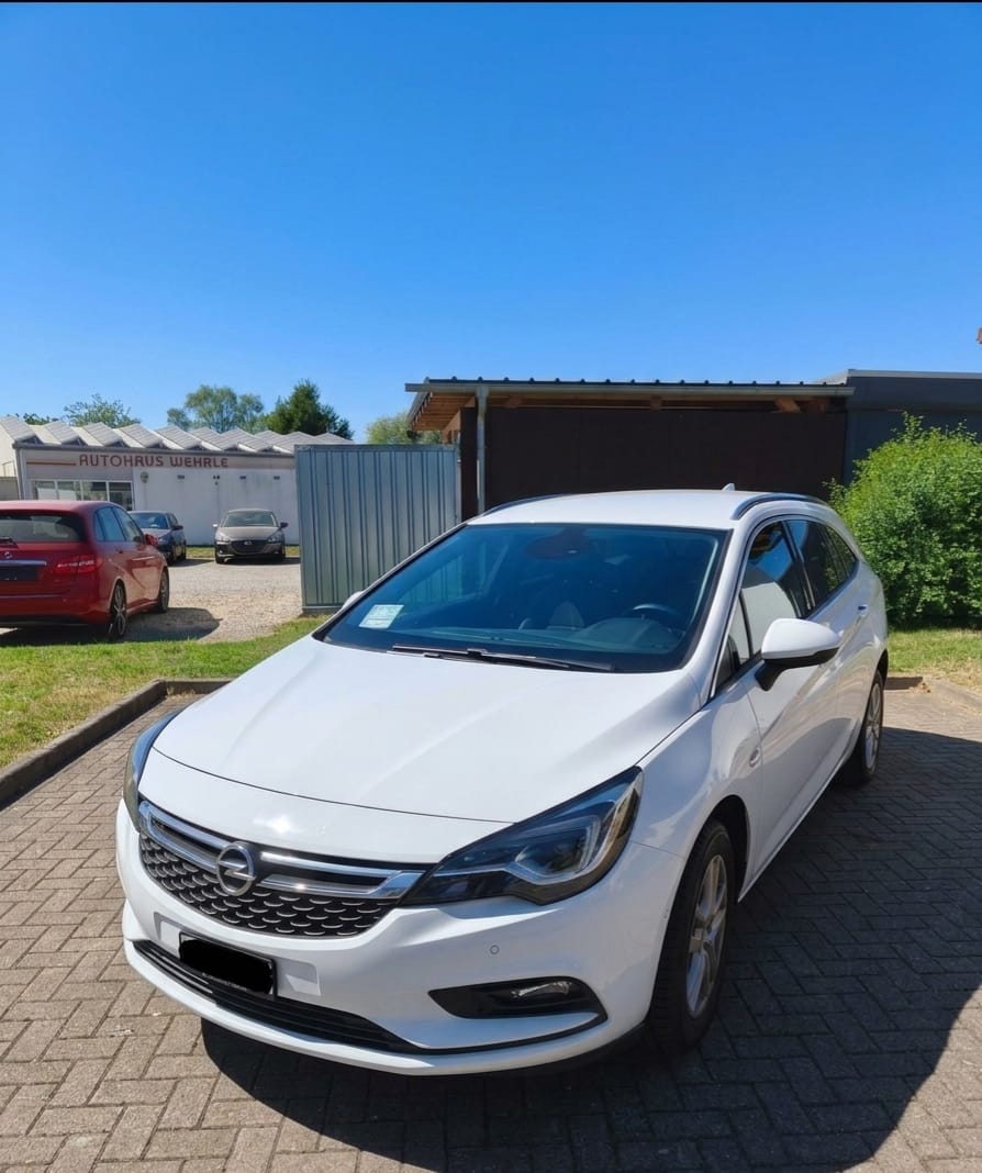 OPEL Astra Sports Tourer 1.4 CNG Turbo Excellence-image-0