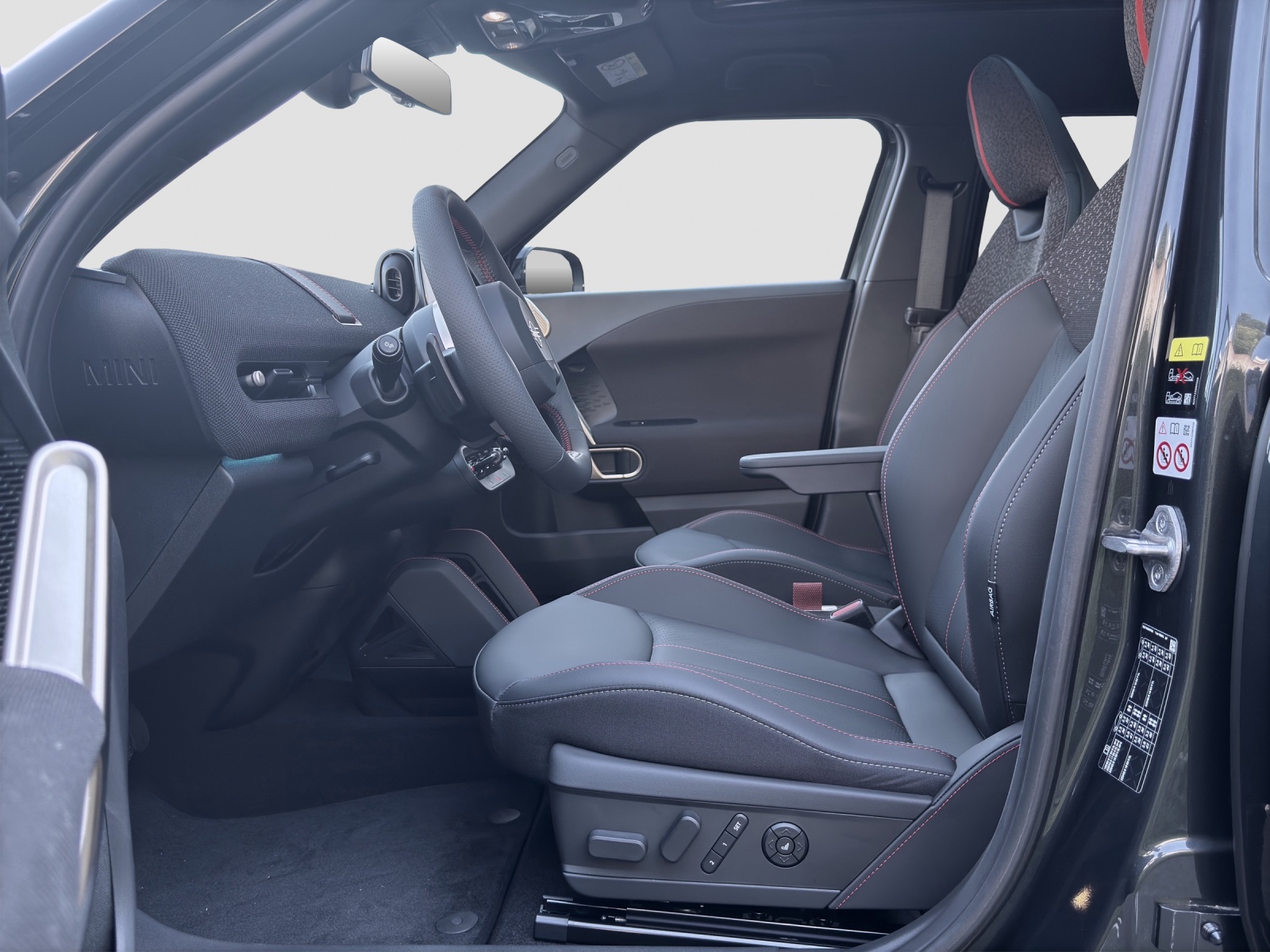 MINI Aceman E John Cooper Works-image-10