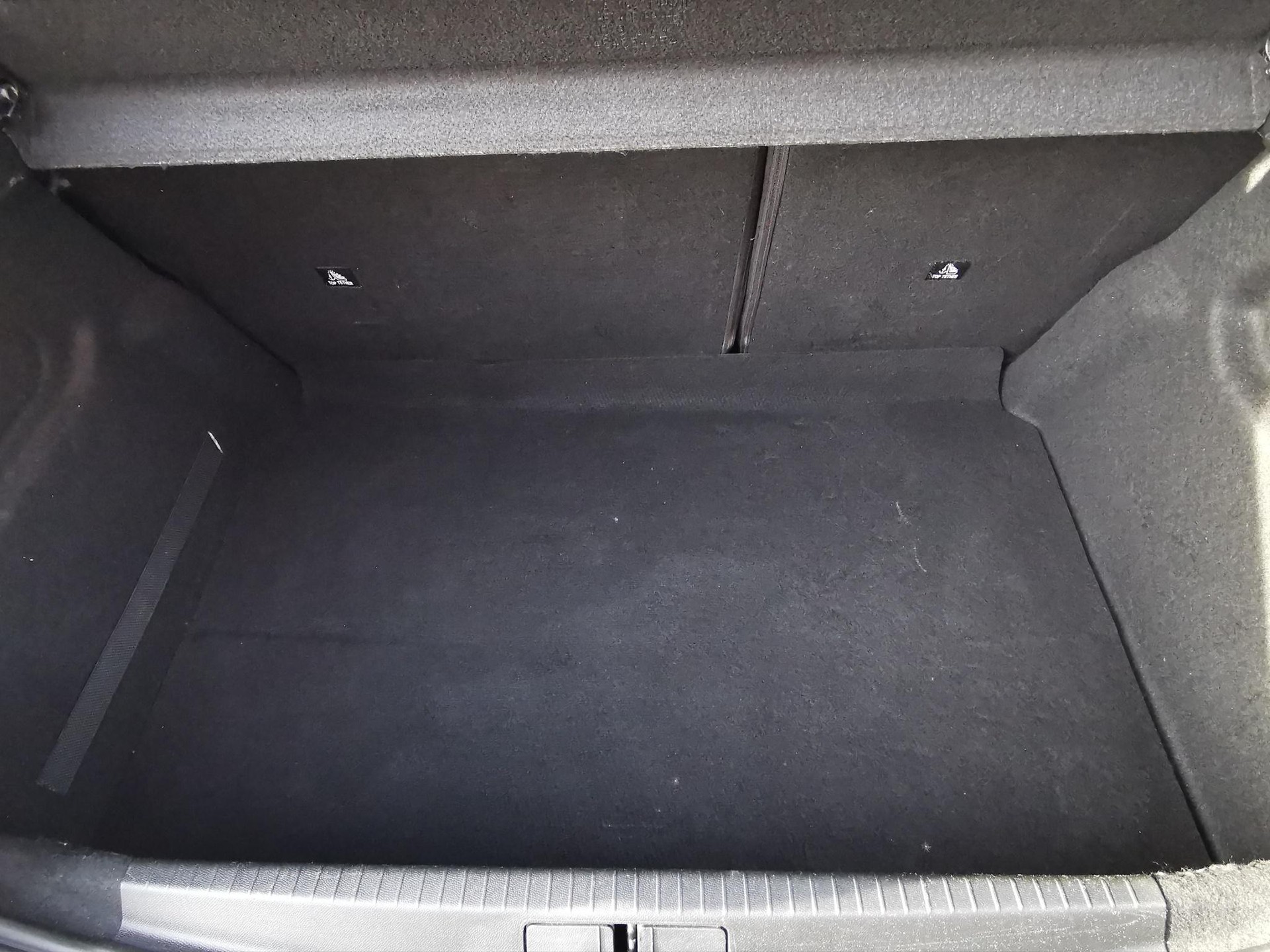 PEUGEOT 208 1.2 PureTech 100 Allure Pack-image-8