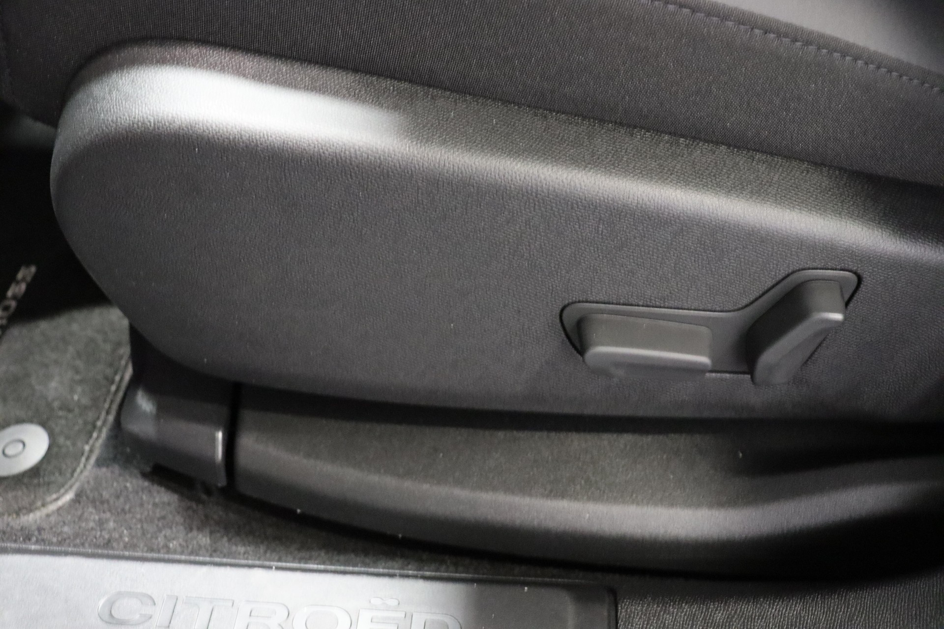 CITROEN C5 Aircross 1.6 Plug-in Hybrid Max-image-10