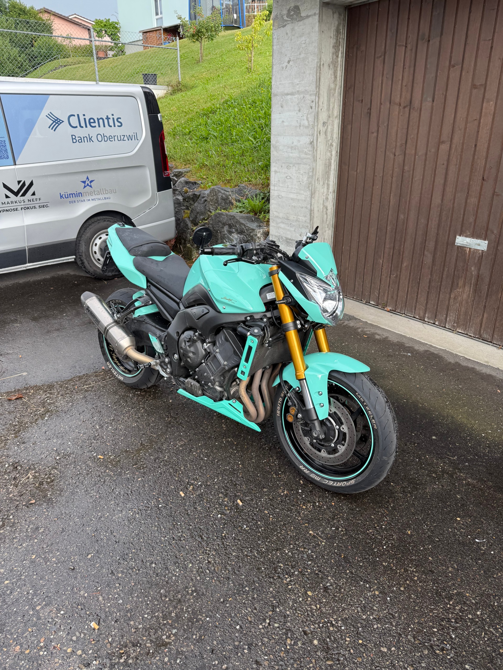 YAMAHA FZ8-image-1
