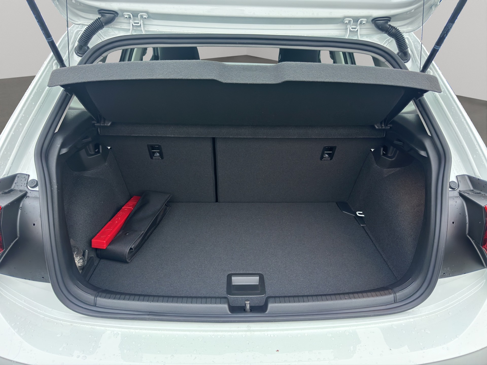 VW Polo 1.0 TSI Life DSG-image-11