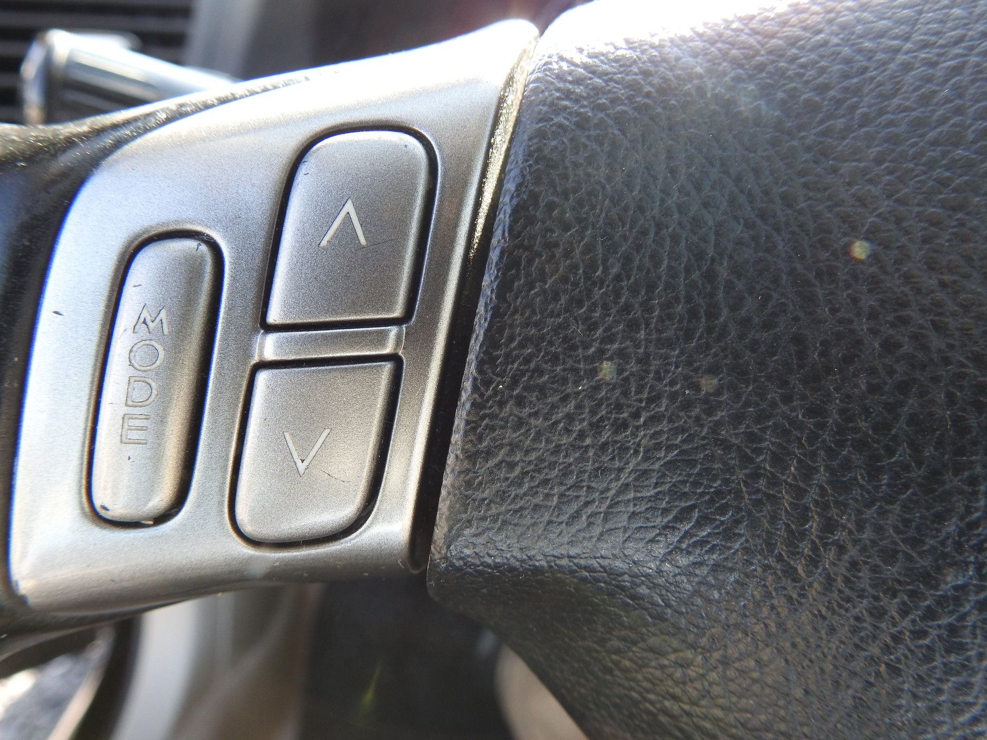 SUBARU Legacy 3.0R AWD Executive Automatic-image-25