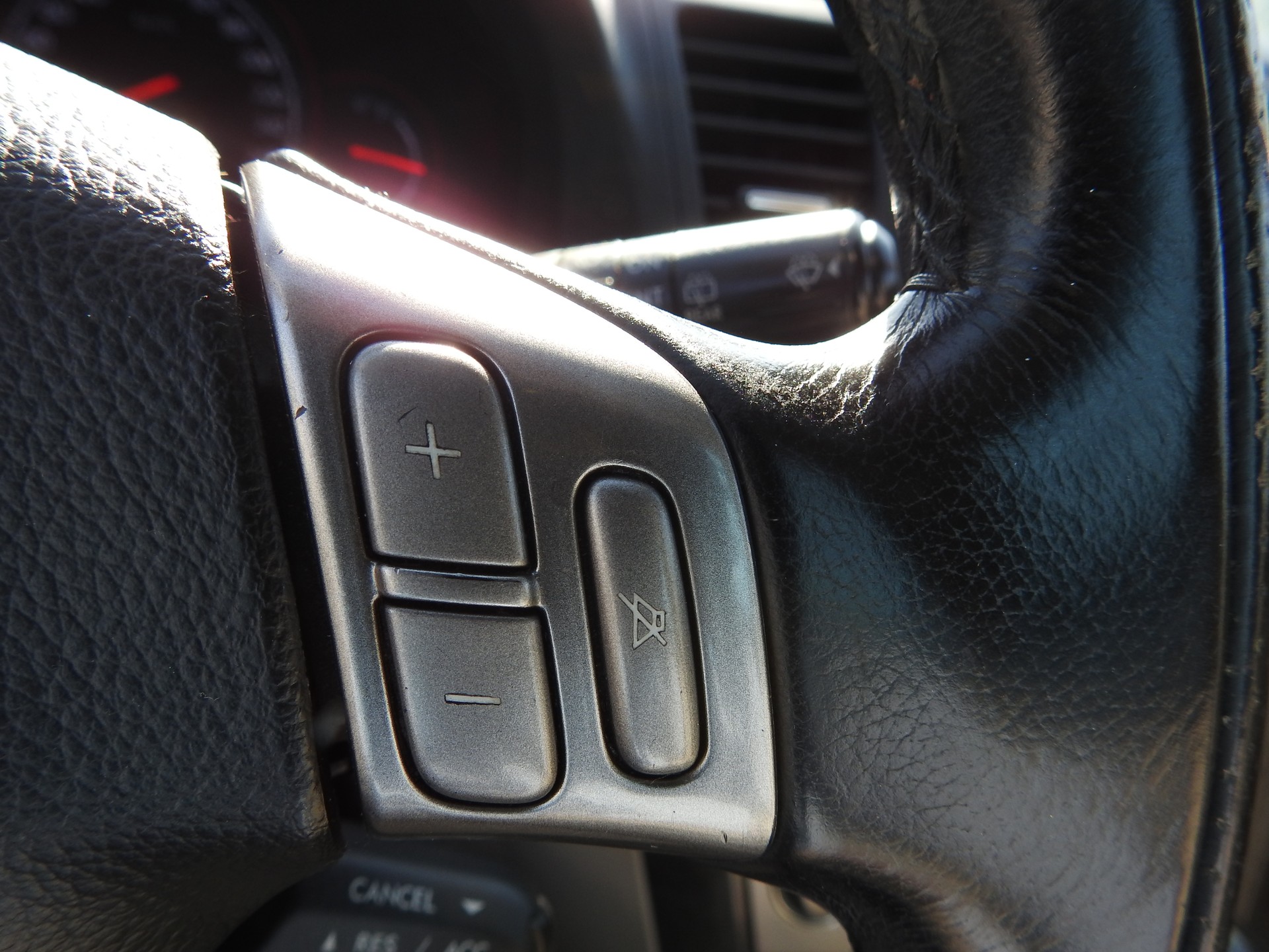 SUBARU Legacy 3.0R AWD Executive Automatic-image-24